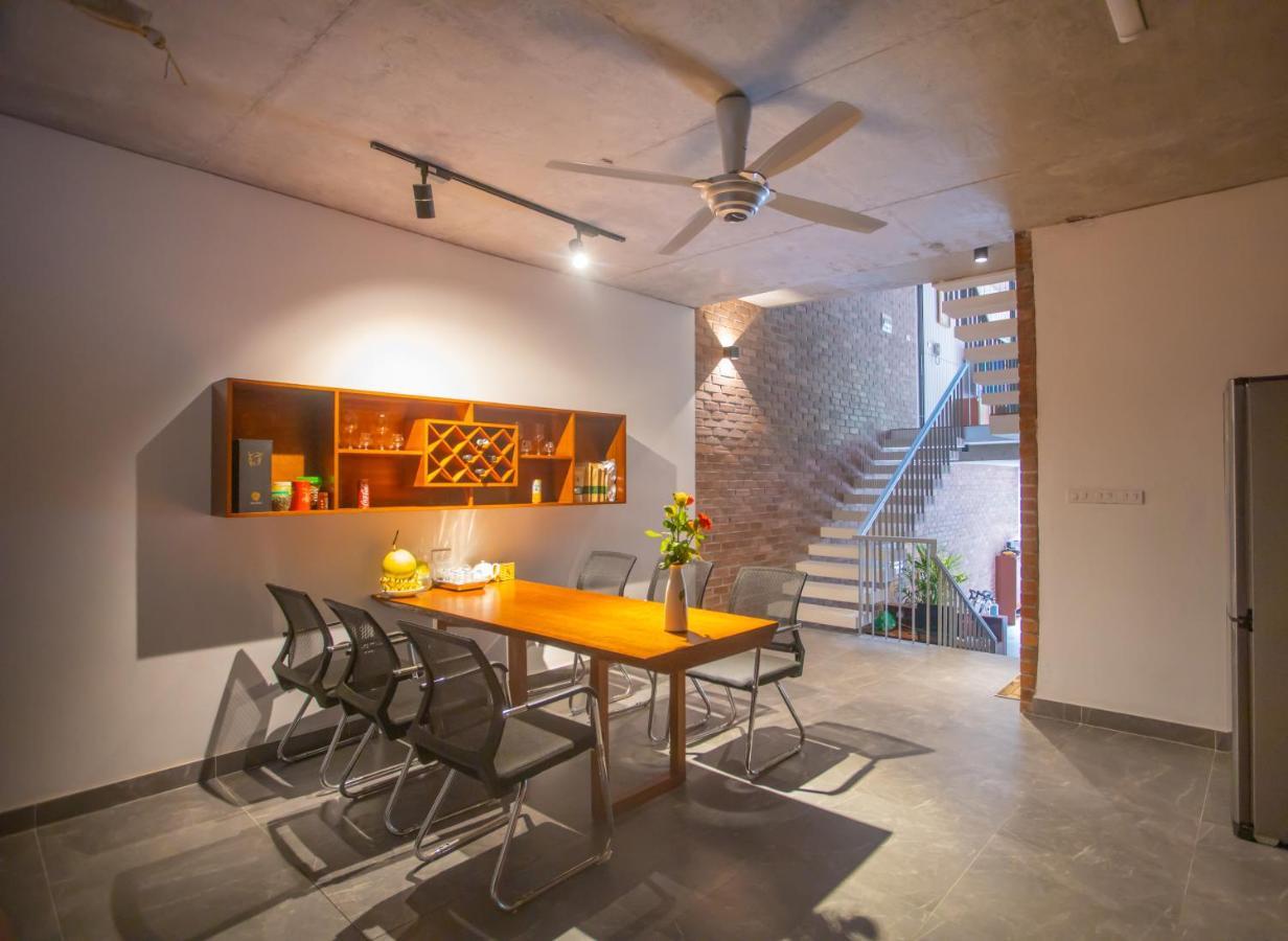 Crin House Tay Ho Appartement Hanoi Buitenkant foto